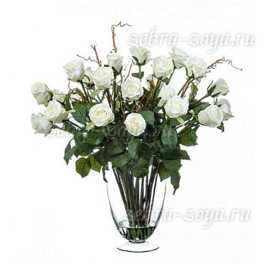 Композиция Розы белые в стекл. вазе с водой 56 см 1/1